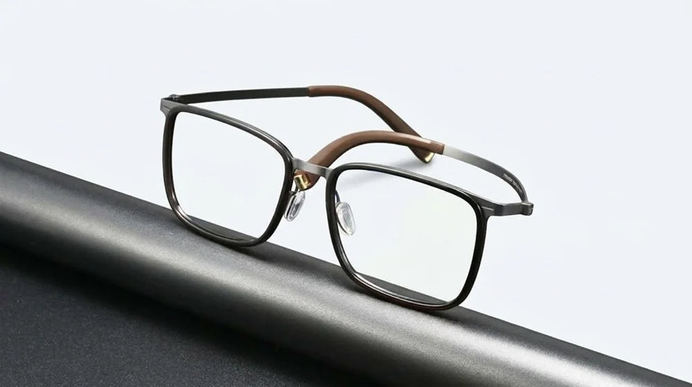 Adjustable Spectacles: 5 Things to Know Before You Buy