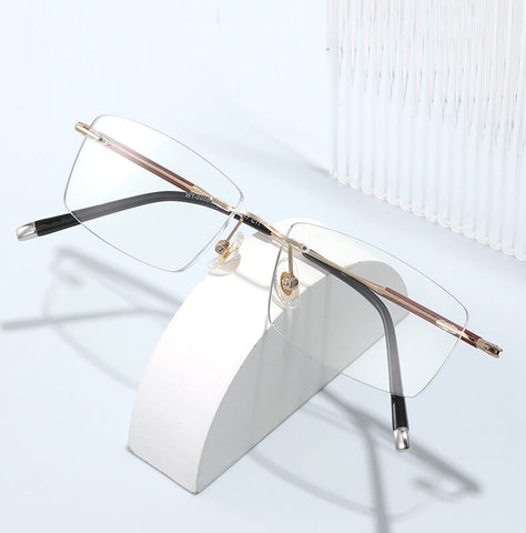 Gold Rectangle Rimless Titanium Eyeglasses | Verhalovision